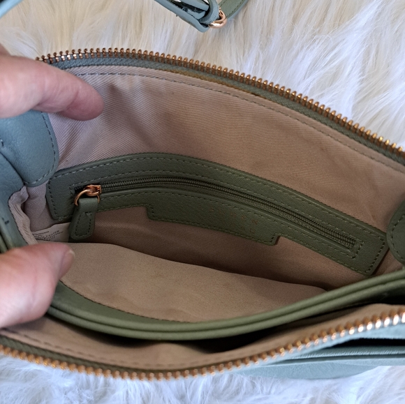 Sm Lauren Conrad crossbody - Picture 6 of 8